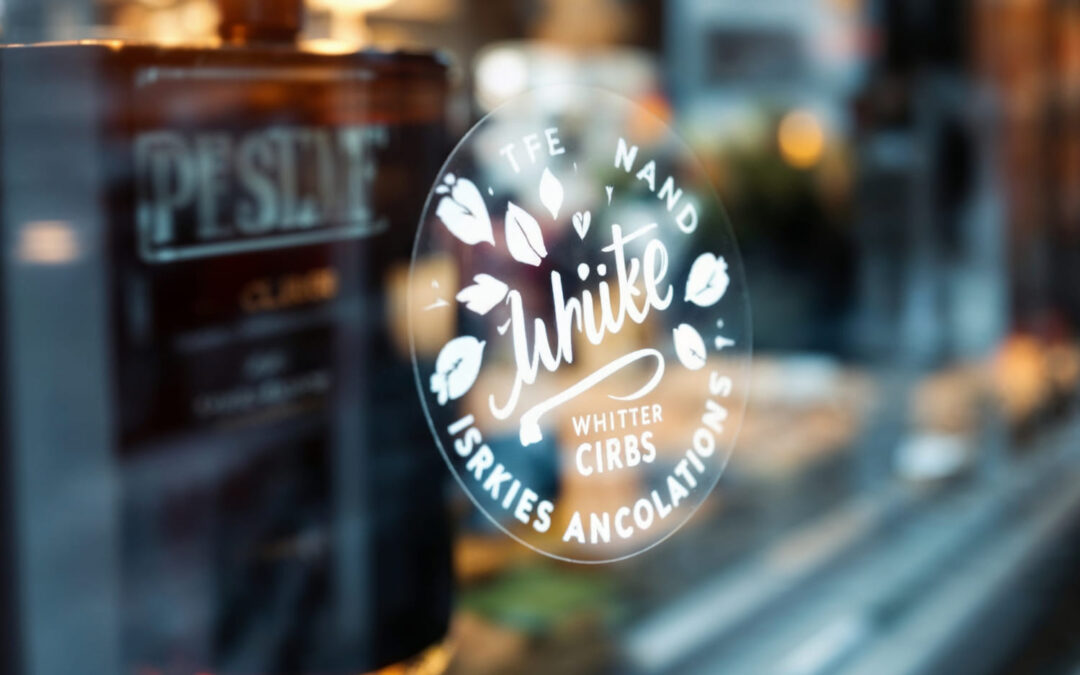 Adesivos transparentes com tinta branca